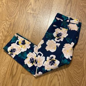 Banana Republic Sloan Fit Floral Navy Combo Women’s Straight Leg Summer Pants